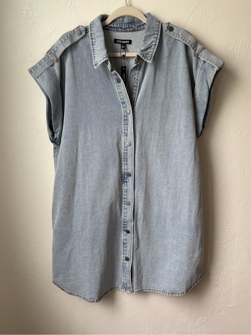 NWT Steve Madden Ilara Denim Shirt Dress Snap Front Pockets Light Wash L